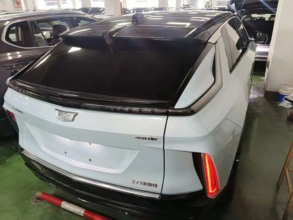 Cadillac Lyriq — миниатюра 6