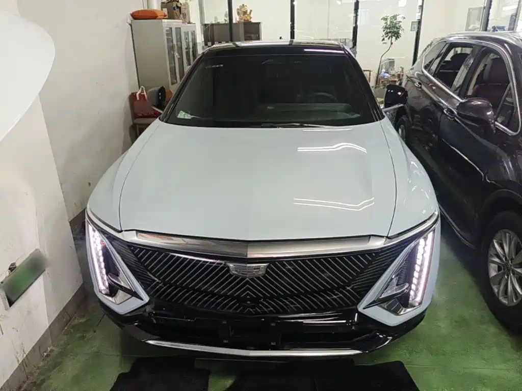 Cadillac Lyriq — миниатюра 3