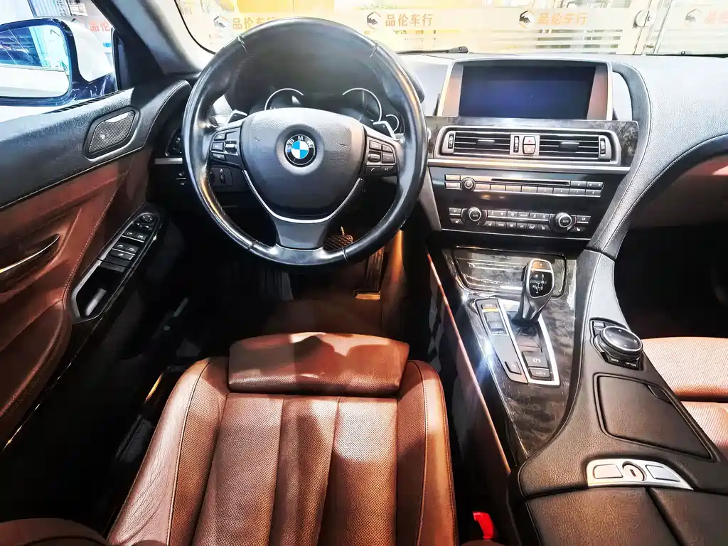 BMW 6 Series — миниатюра 7