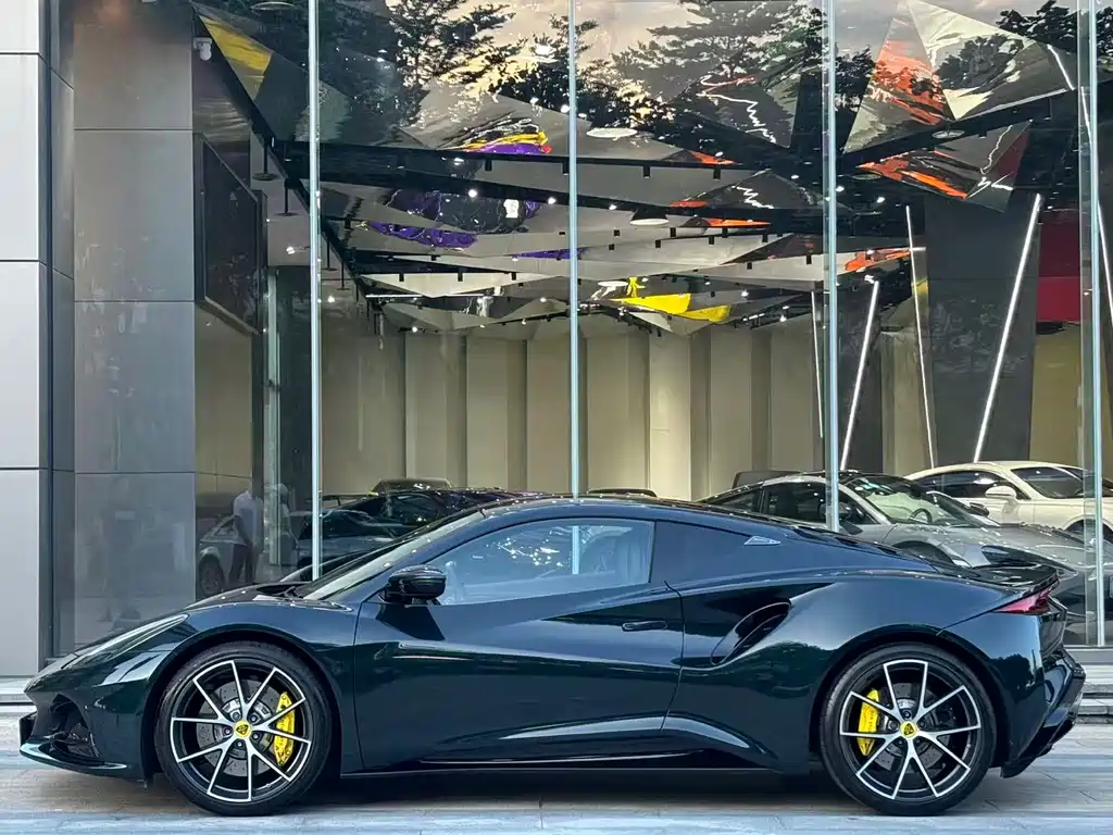 LOTUS SPORTS CAR EMIRA