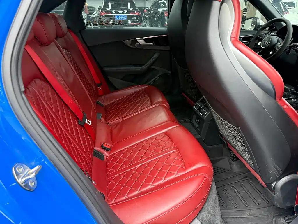 Audi S4 — миниатюра 12
