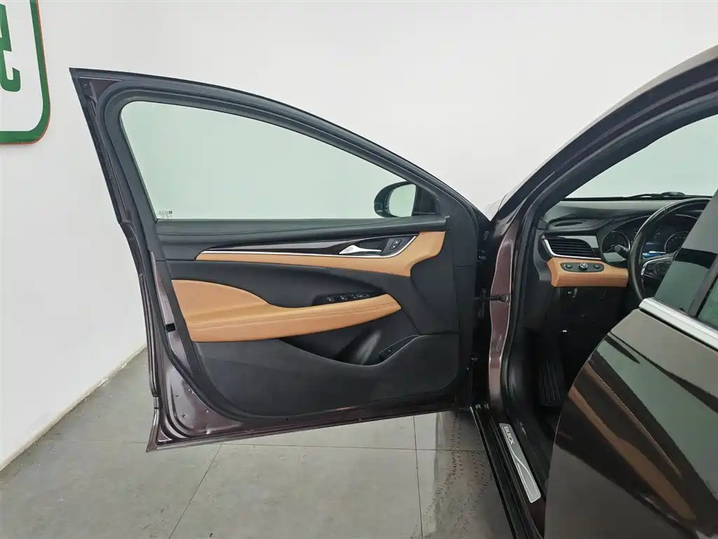 Buick LaCrosse 2016 28T Elite