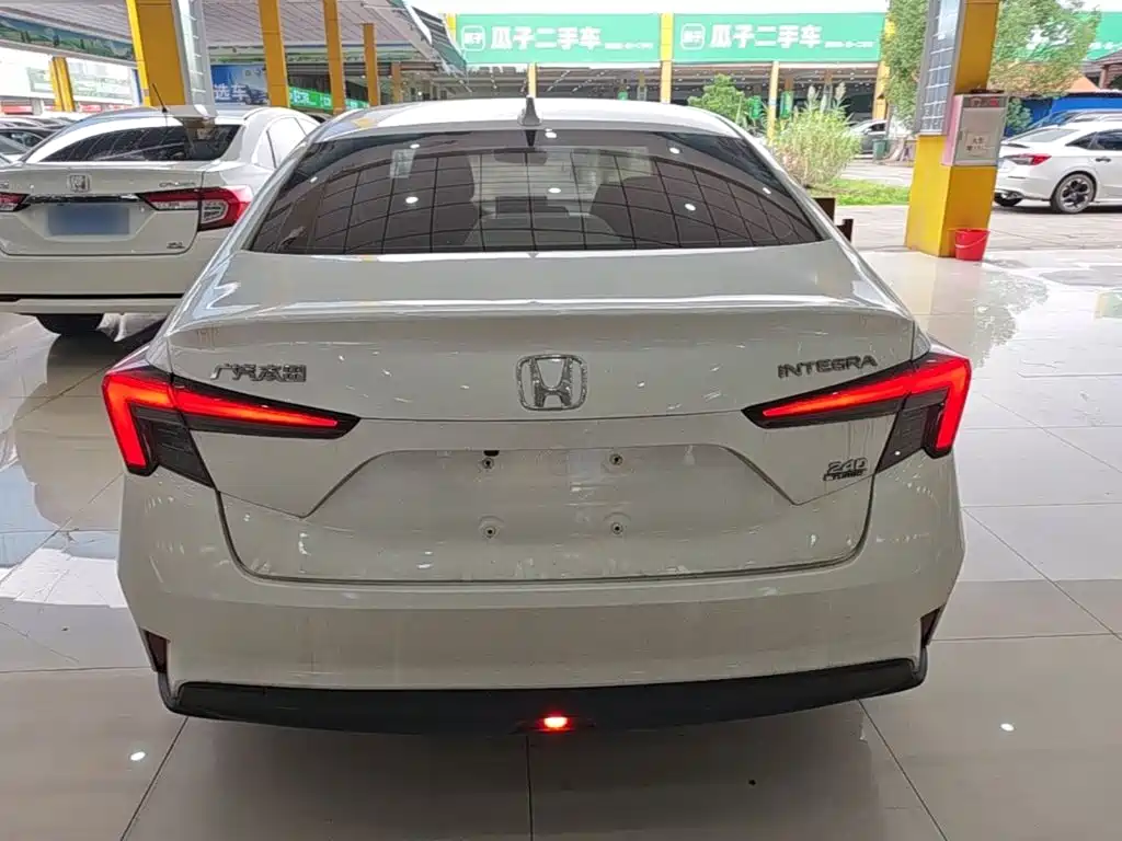 Honda Integra — миниатюра 6