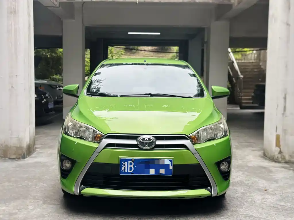 Toyota Yaris L — миниатюра 2