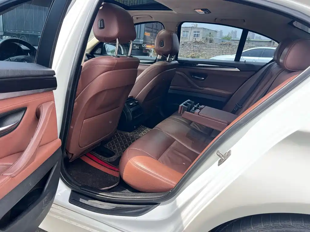 BMW 5 Series 5 2014 520i Elegant