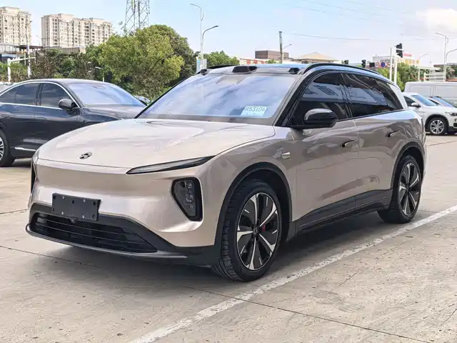 NIO ES6