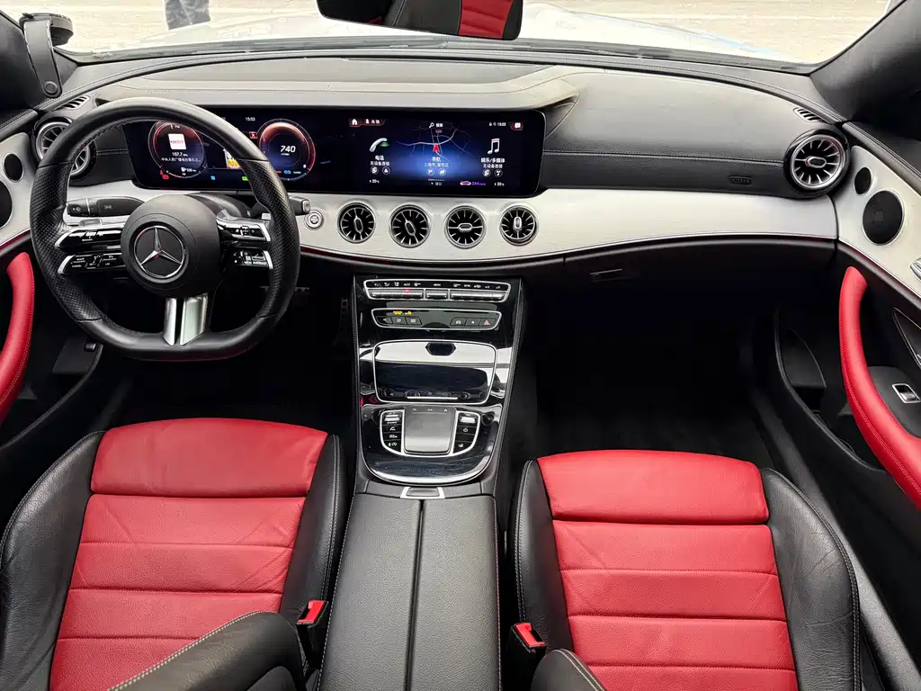 MERCEDES-BENZ E CLASS