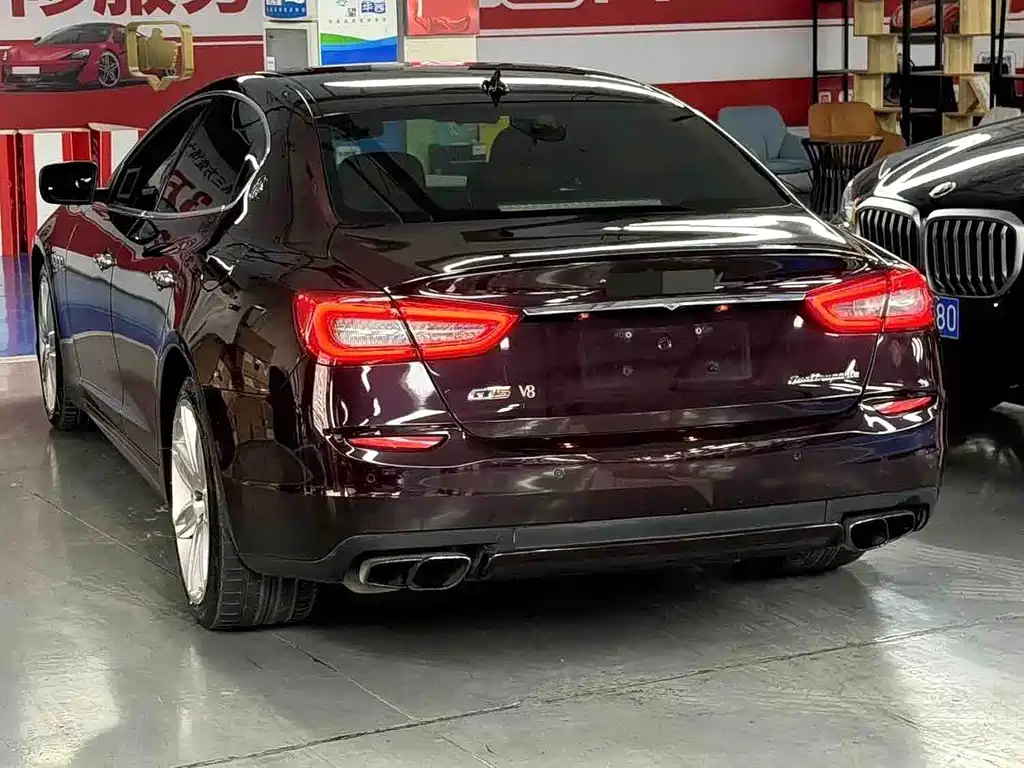 Maserati Quattroporte — миниатюра 9