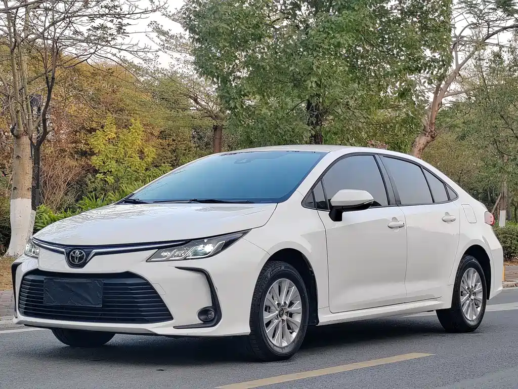 TOYOTA COROLLA