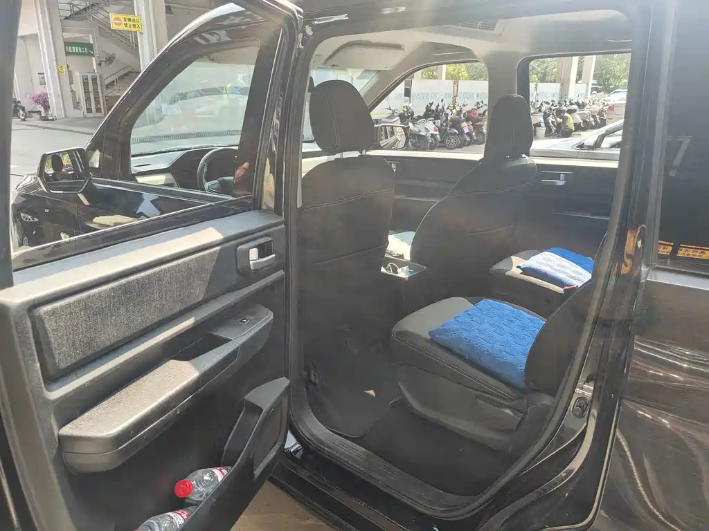 Wuling Hongguang PLUS — миниатюра 7