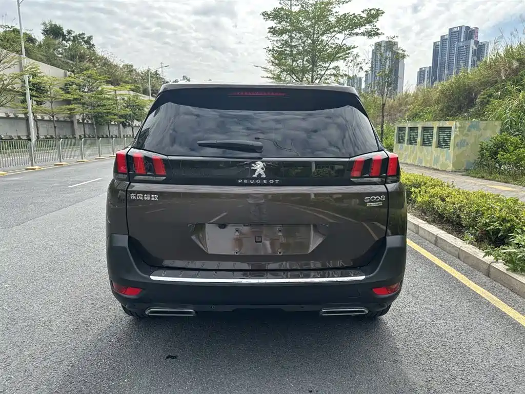 Peugeot 5008 2017 350THP 7 мест Elite