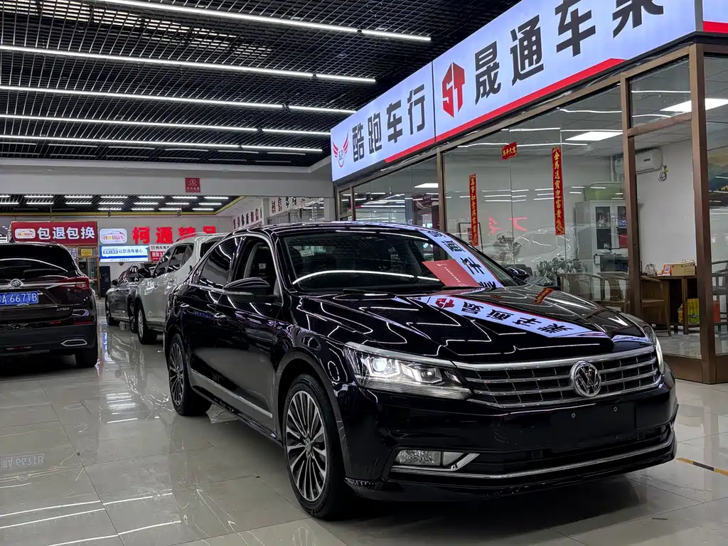 Volkswagen Passat 2017 330TSI DSG