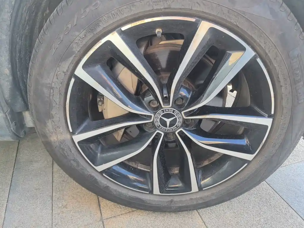 Mercedes-Benz GLC — миниатюра 8