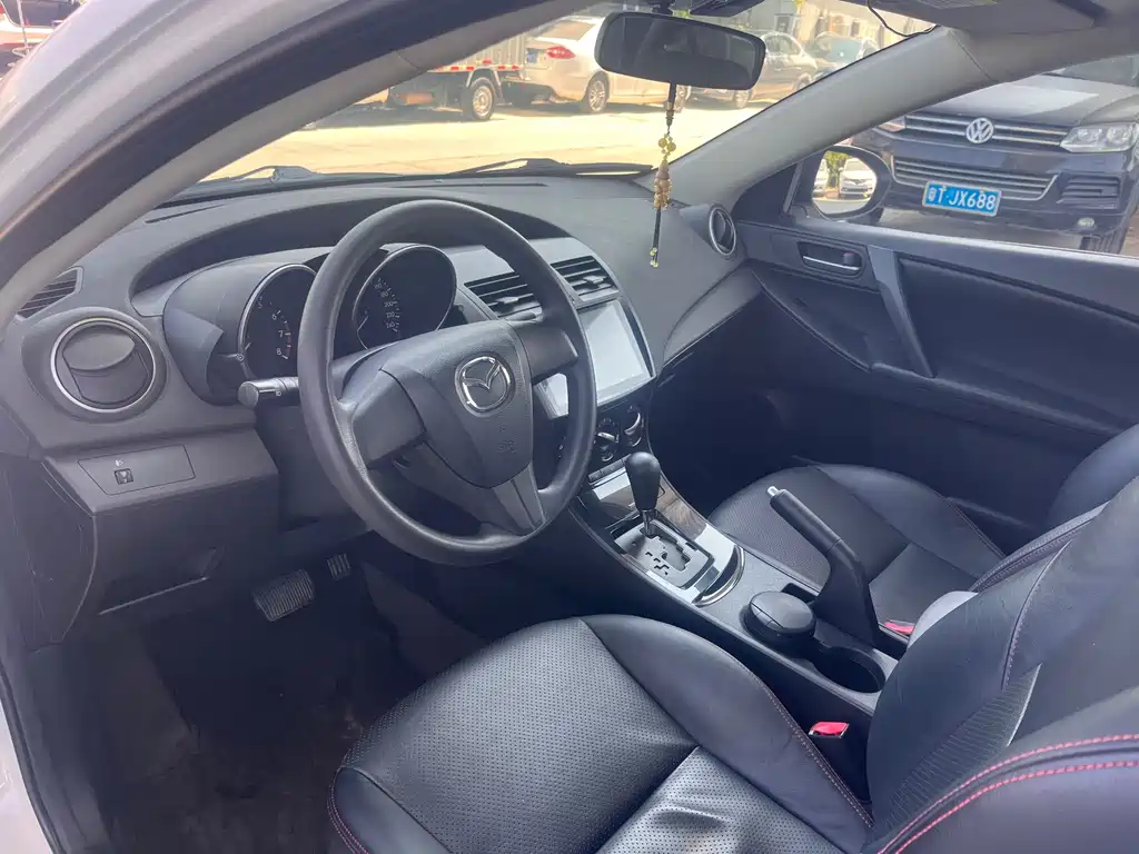 Mazda 3 Xingcheng — миниатюра 8