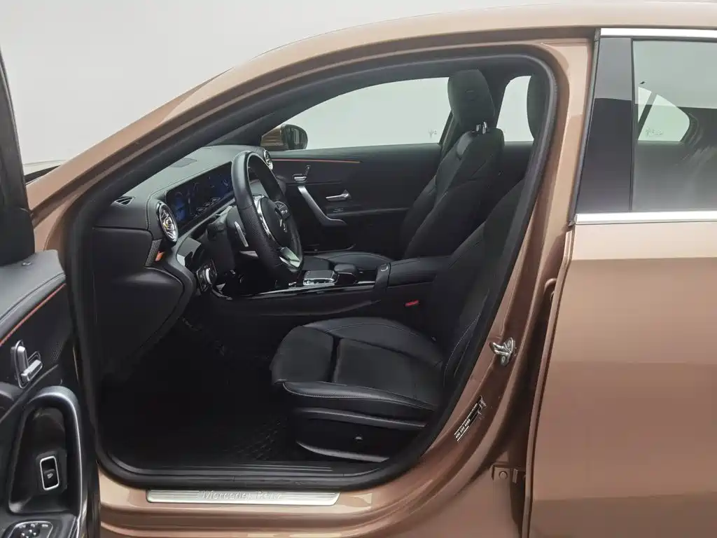 Mercedes-Benz A-Class — миниатюра 10