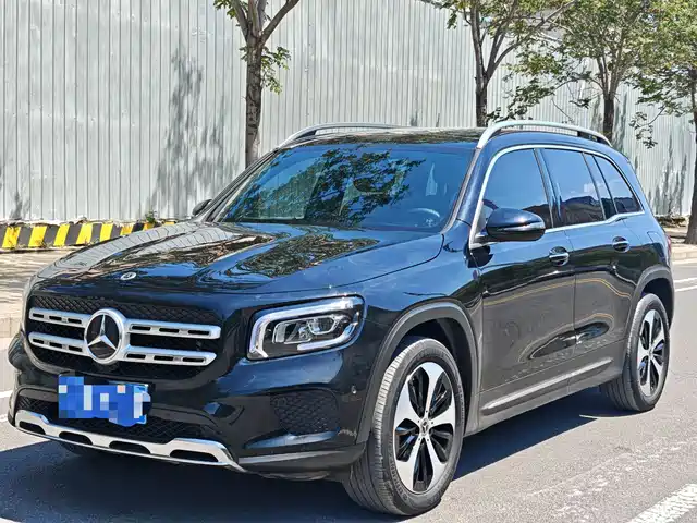 MERCEDES-BENZ  GLB 2021
