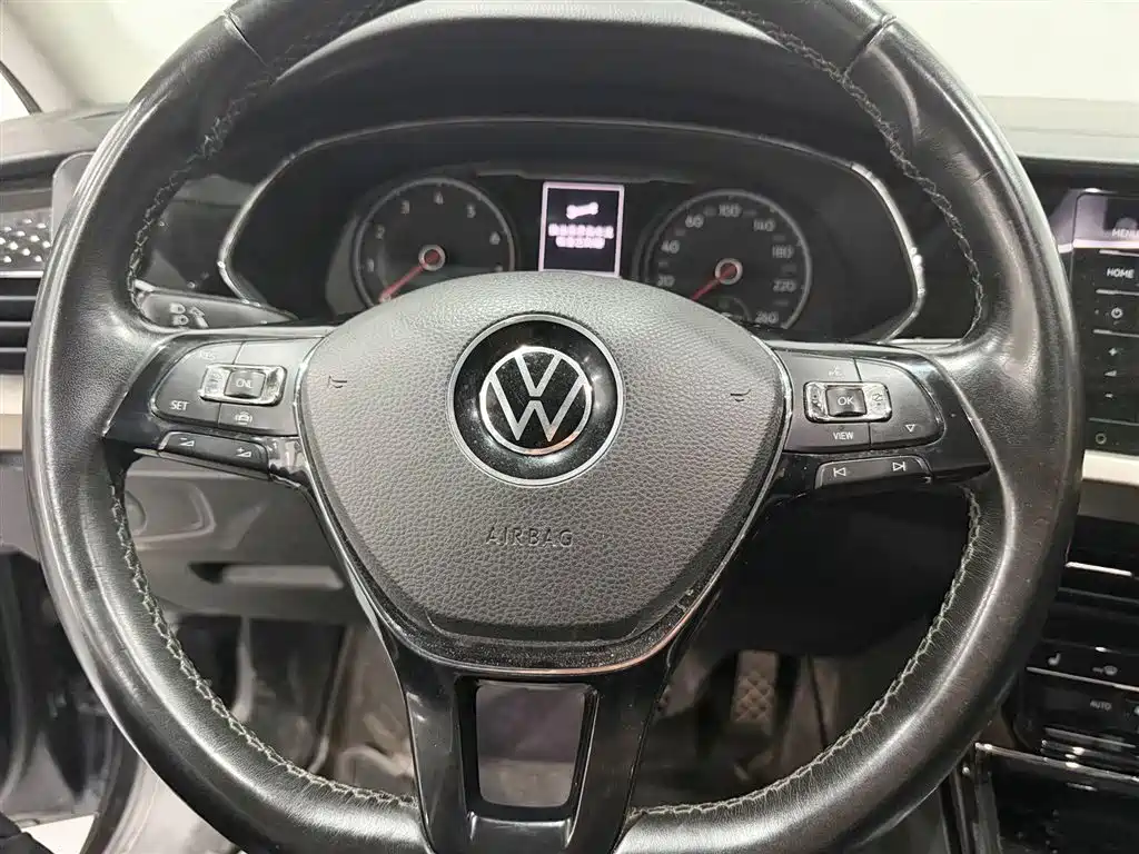 Volkswagen Passat 2020 330TSI Elite VI