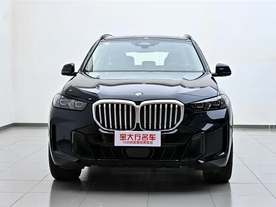 BMW X5 2023 xDrive 30Li Premium M Sport