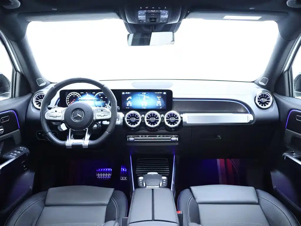 Mercedes-Benz GLB AMG — миниатюра 14