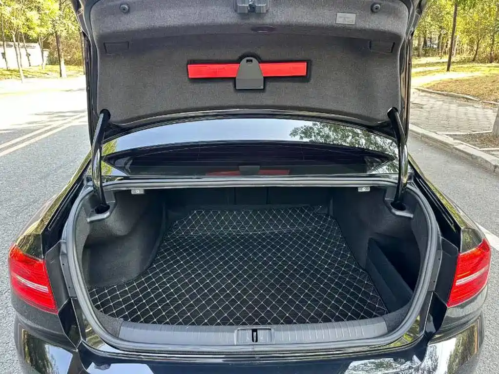 Volkswagen Magotan — миниатюра 11