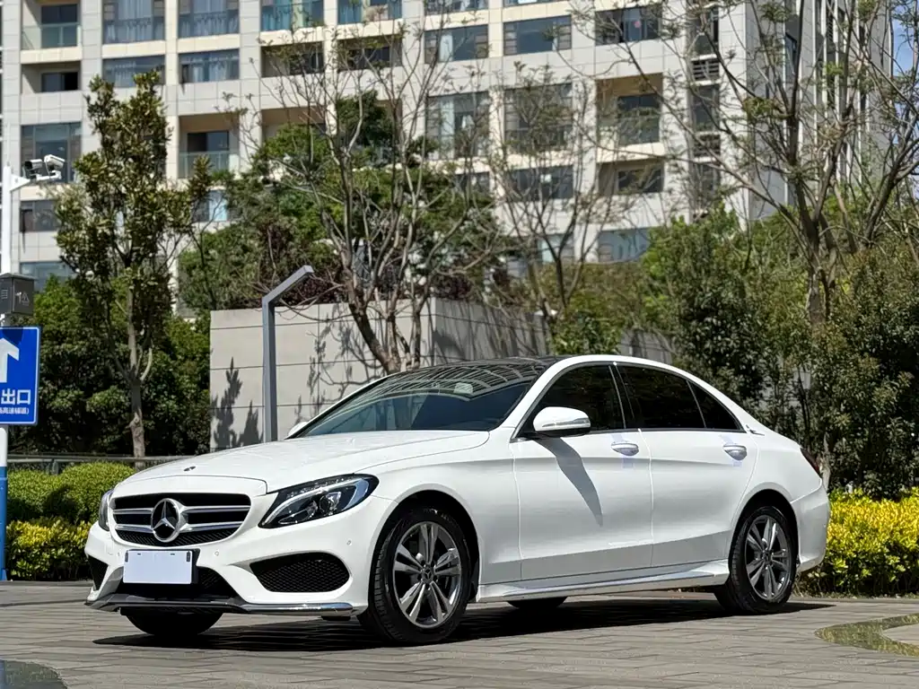 Mercedes-Benz C-Class 2018