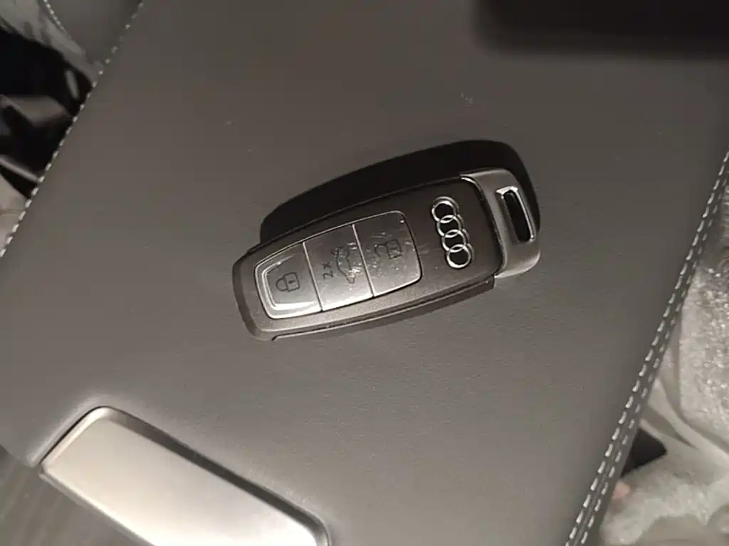 Audi A6L 2026 45 TFSI quattro