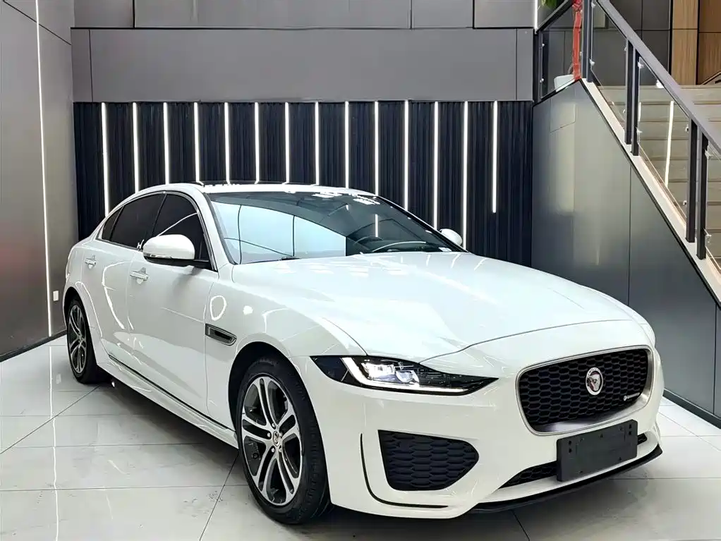 Jaguar XEL 2020 2.0T 200PS R-DYNAMIC S Sport