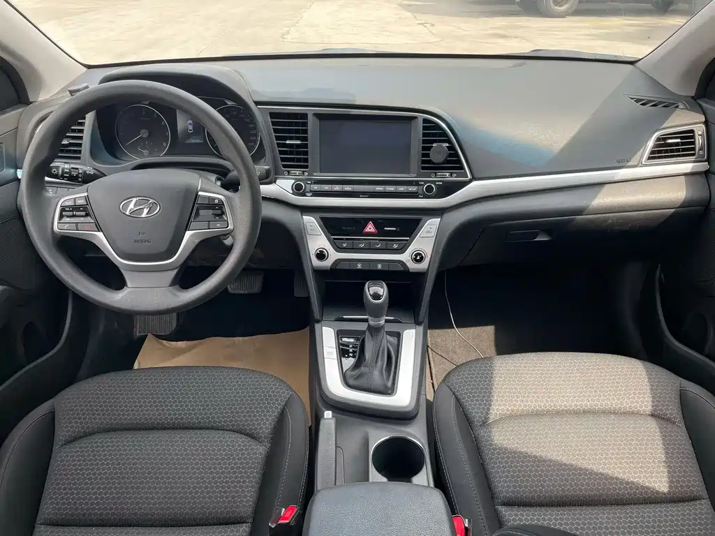 Hyundai Elantra 1.6L Auto Smart Dazzle · Elite Type, фото 6