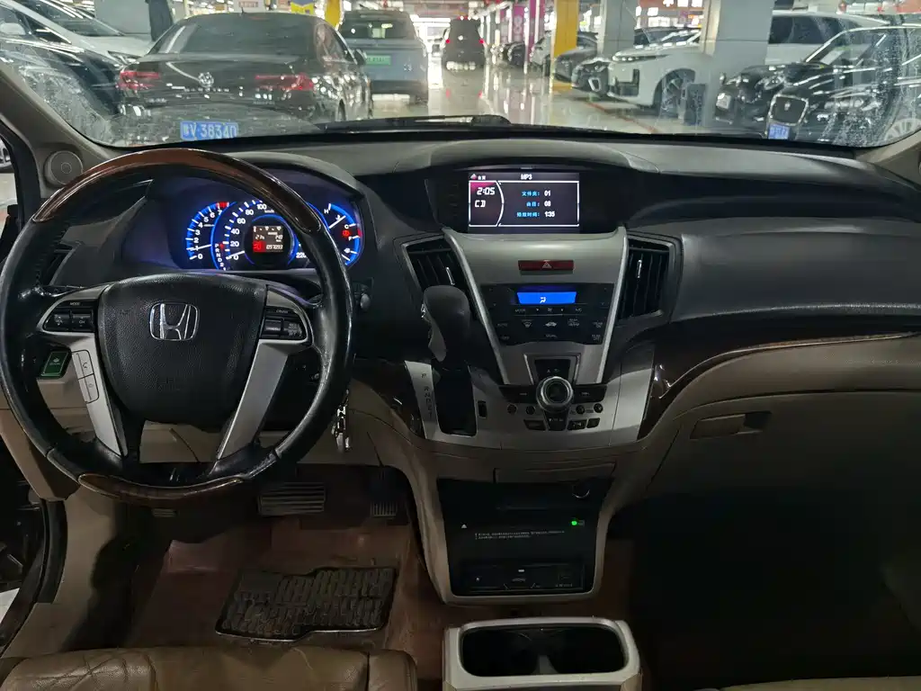 Honda Odyssey 2014 2.4L Luxury