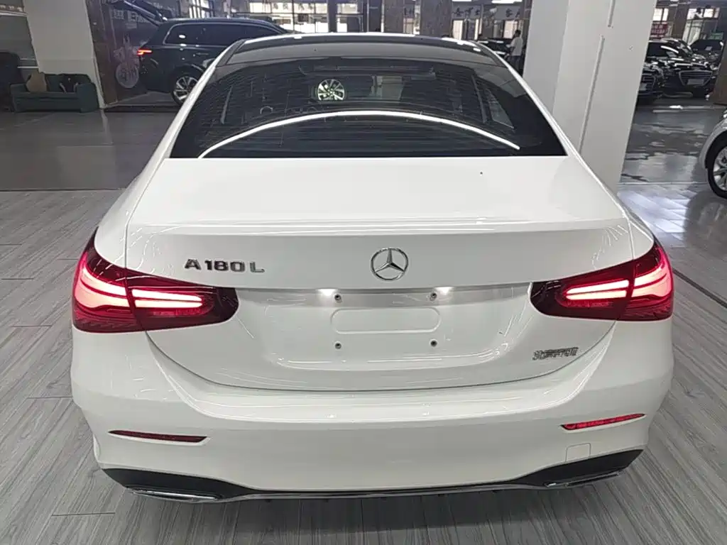 Mercedes-Benz A-Class — миниатюра 4
