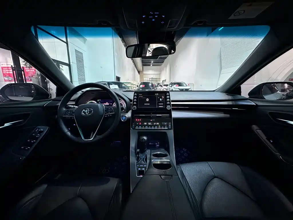Toyota Avalon — миниатюра 9