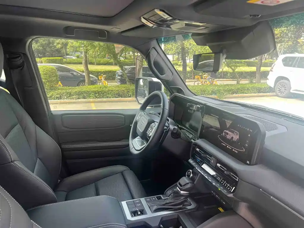 Toyota Land Cruiser Prado 2026 2.4T Flagship VX 5 мест