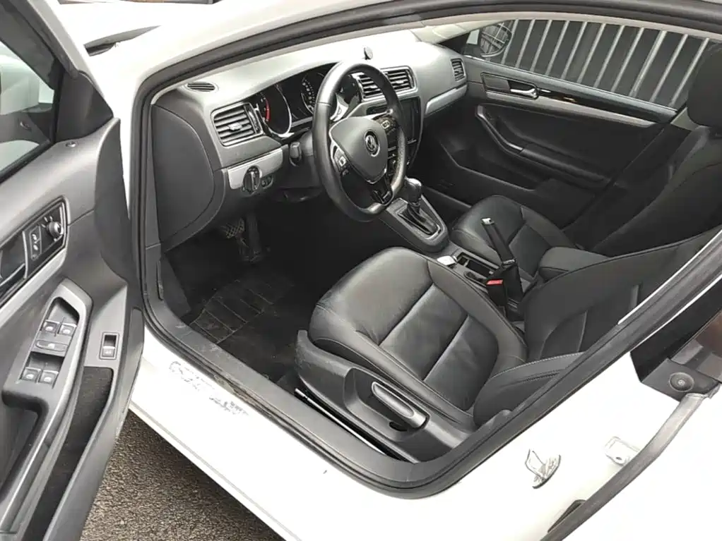 Volkswagen Sagitar — миниатюра 16