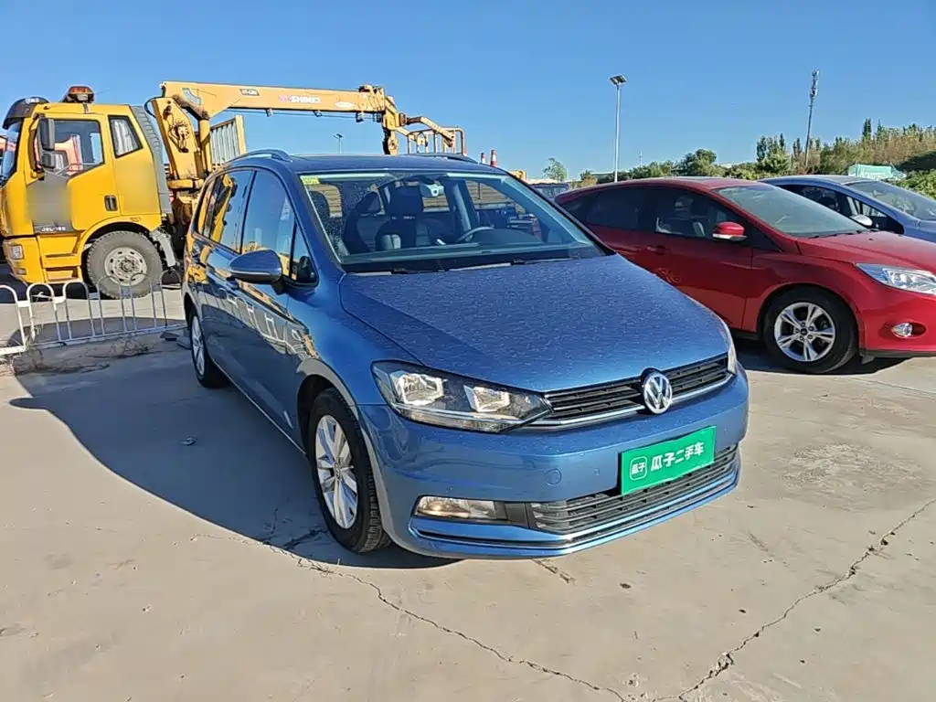 Volkswagen Touran — миниатюра 4