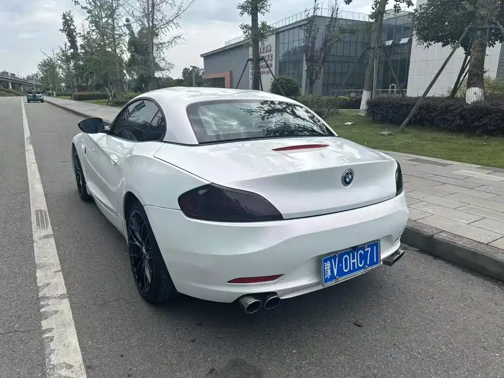 BMW Z4 2009 sDrive23i Lead