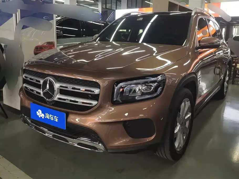 MERCEDES-BENZ GLB