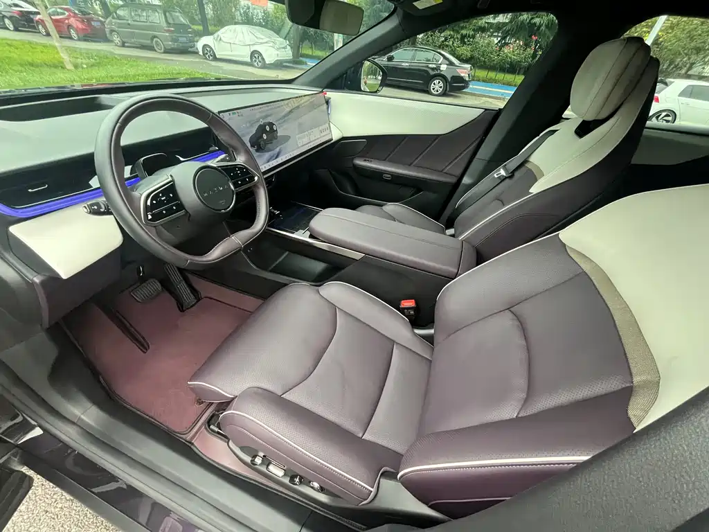 Mazda EZ-60 — миниатюра 12