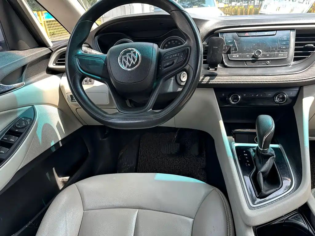 Buick GL6 2018 18T 6 мест Elite