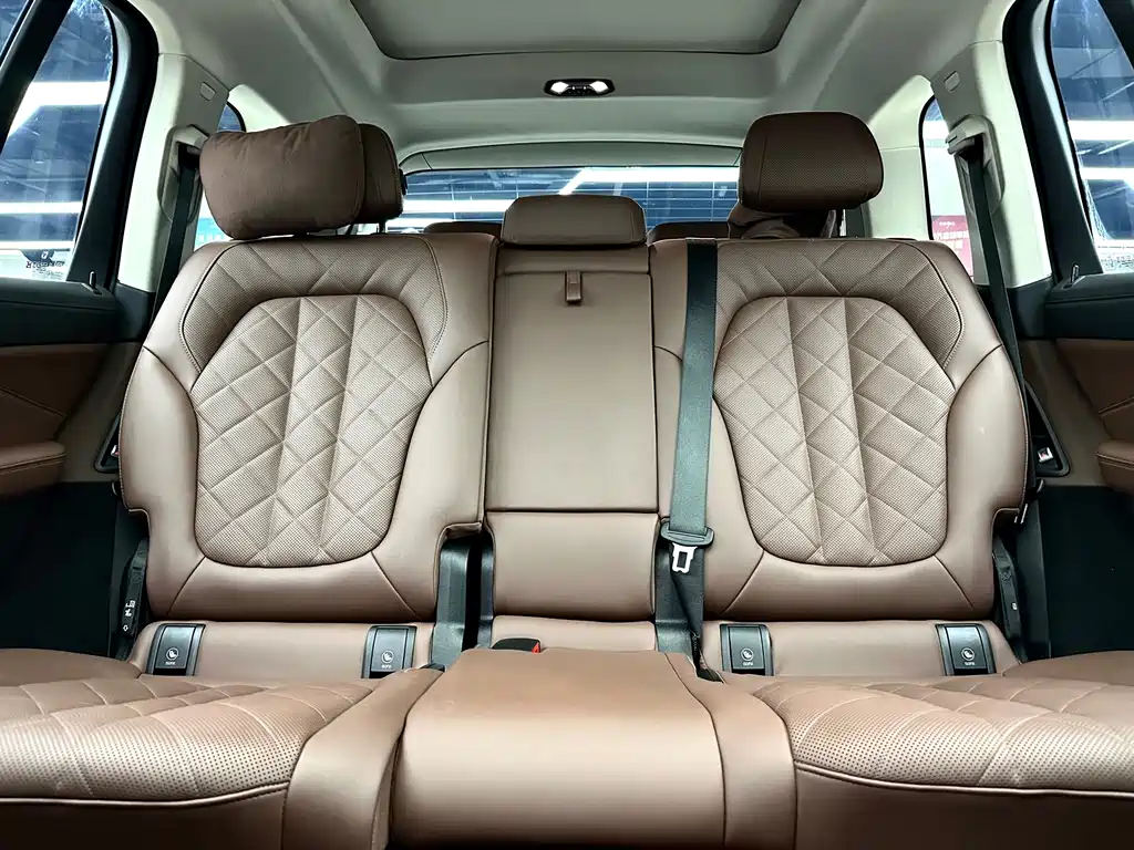 BMW X7 — миниатюра 18