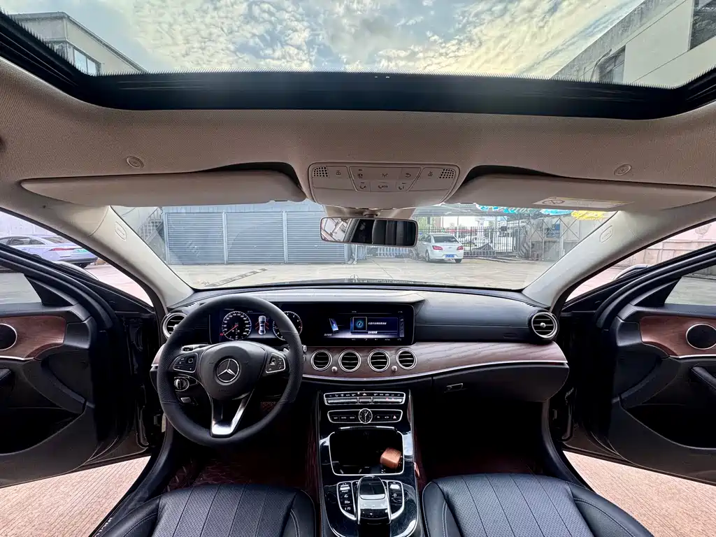 Mercedes-Benz E-Class E 2016 E 300 L Fashion