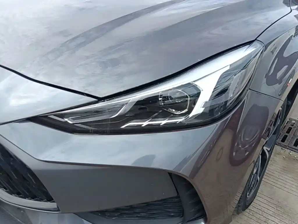 MG MG5 — миниатюра 24