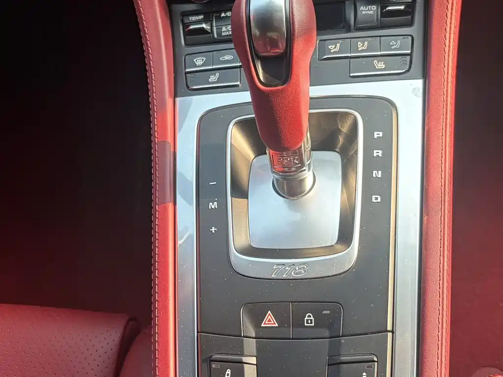 Porsche 718 2020 Cayman 2.0T