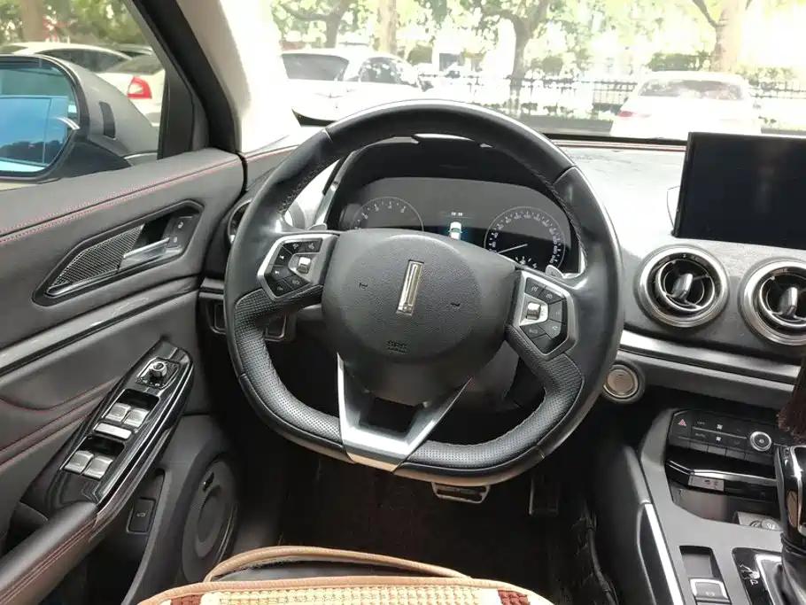 Wey Wey VV5 — миниатюра 15