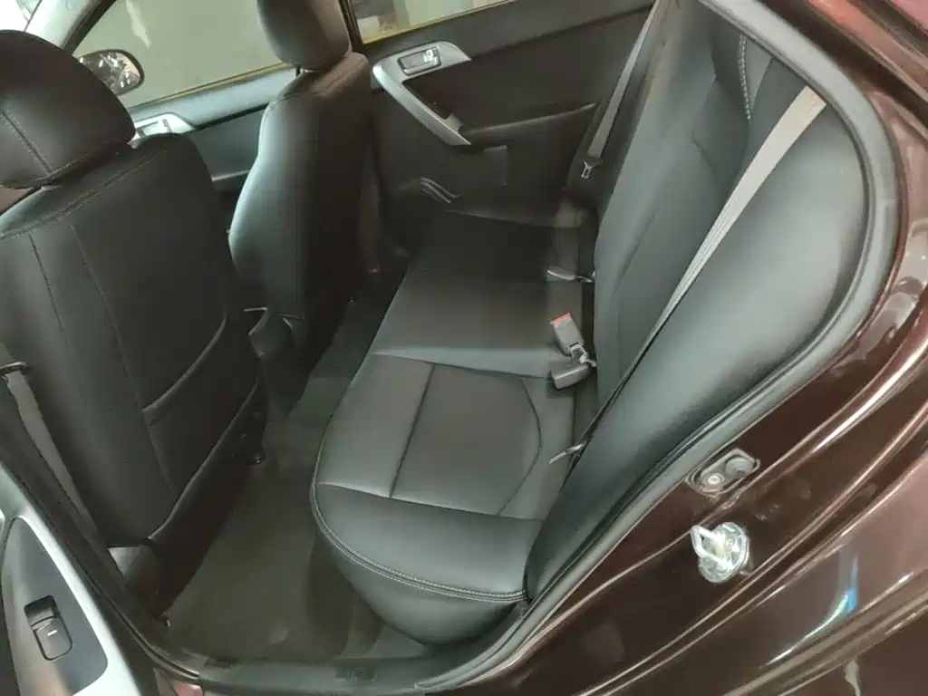 Kia Forte — миниатюра 17