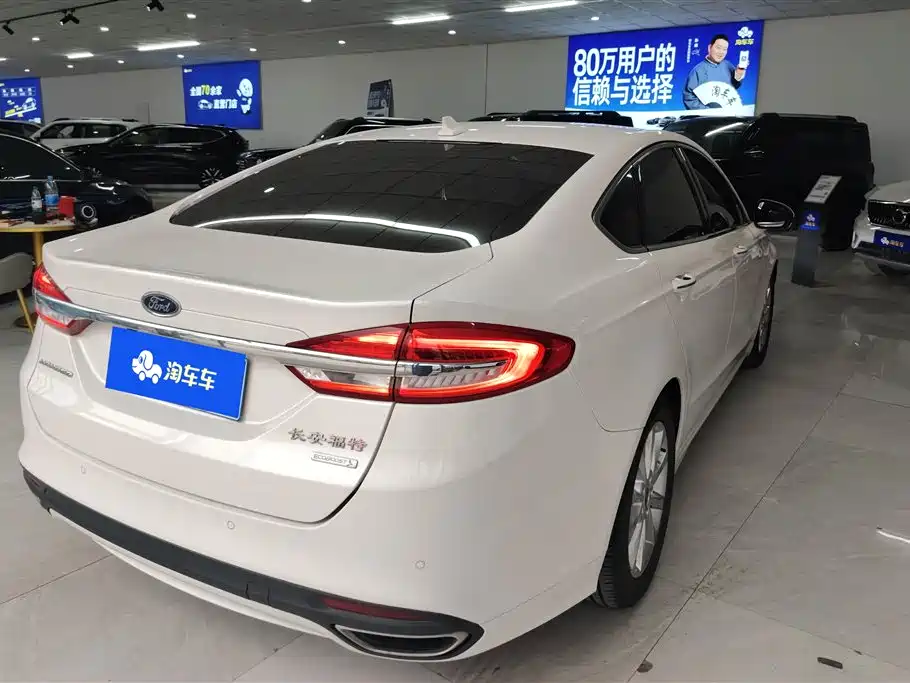 Ford Mondeo 2017 EcoBoost 200 Fashion