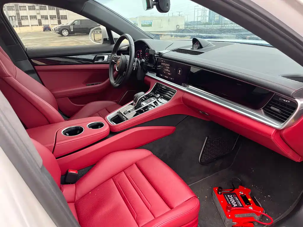 Porsche Panamera — миниатюра 10