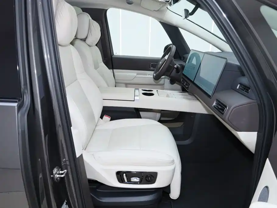 Li Auto Li MEGA — миниатюра 26