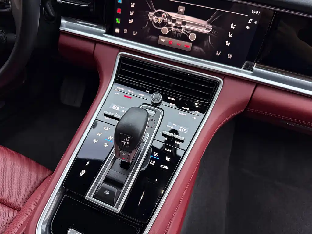 Porsche Panamera — миниатюра 12