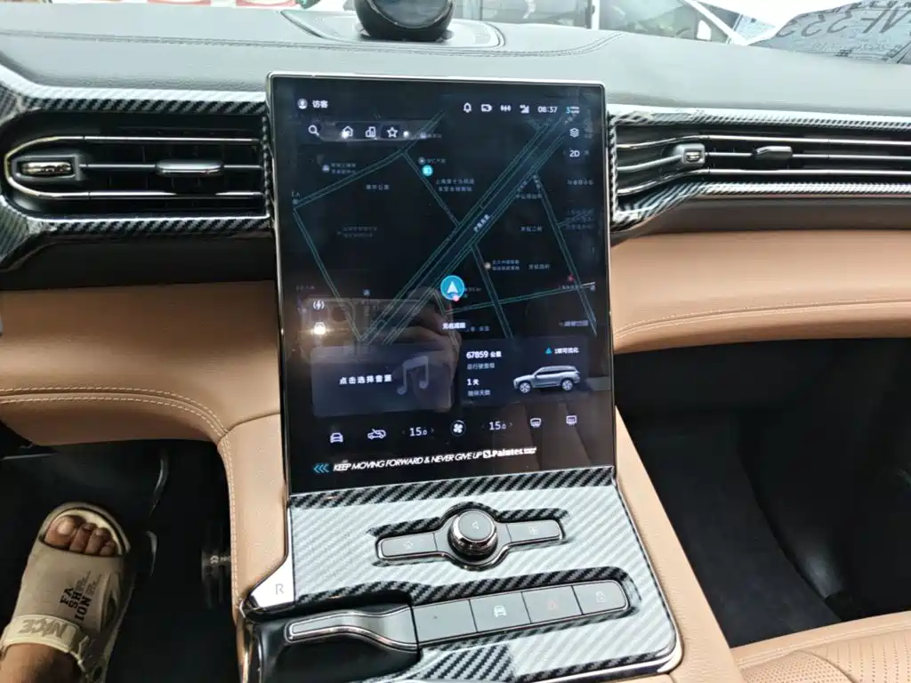 NIO ES8 — миниатюра 13