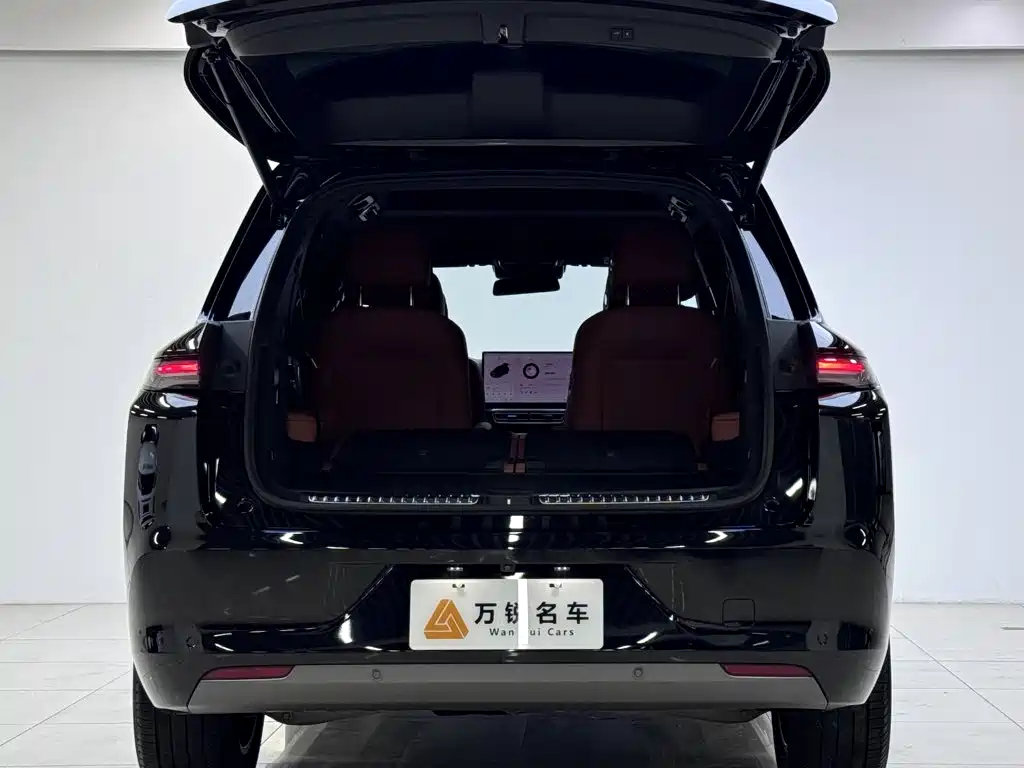 Li Auto Li L8 — миниатюра 5